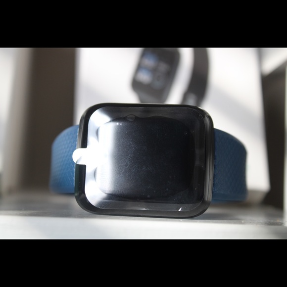 Smart Watch/ FitBit - Picture 7 of 8